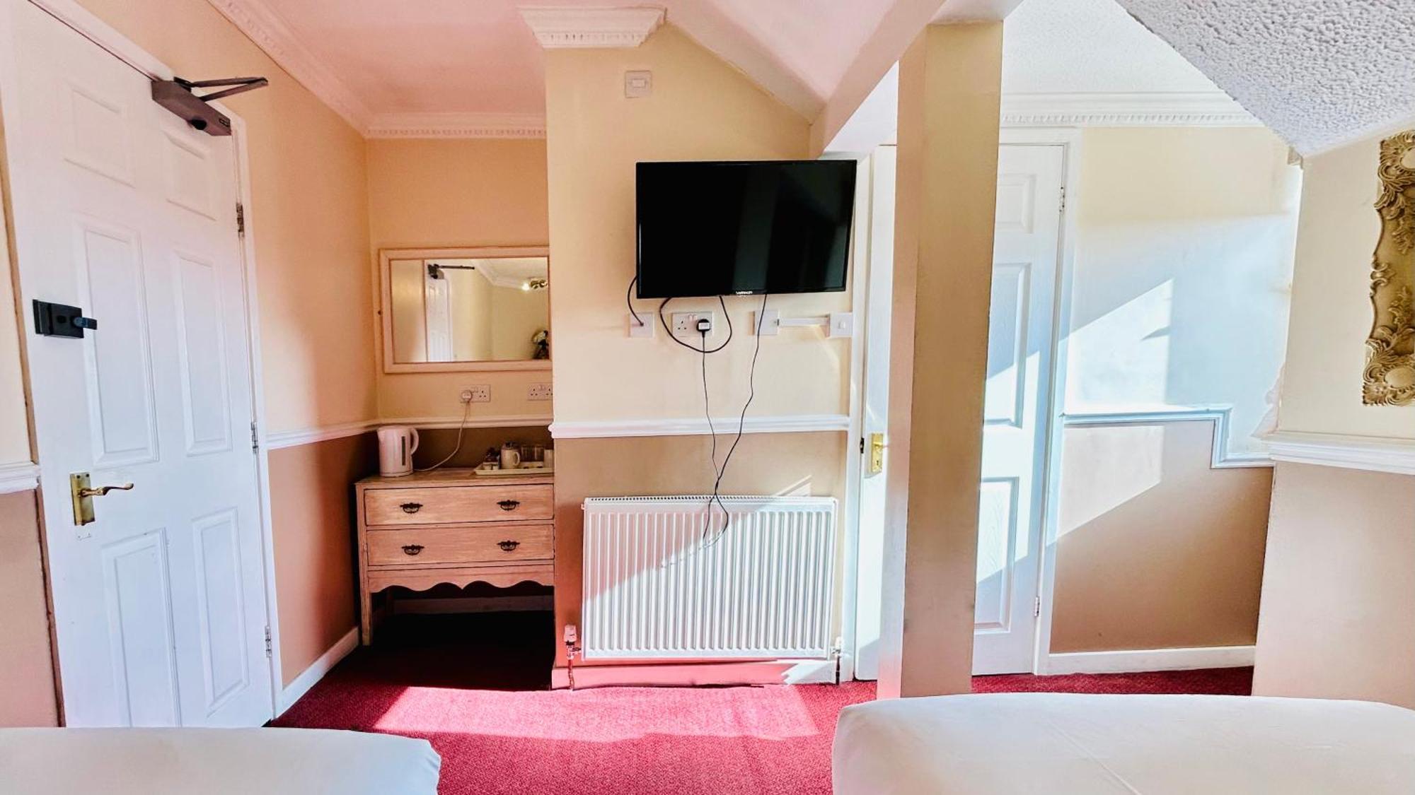 The Columbia Hotel Wellingborough Εξωτερικό φωτογραφία